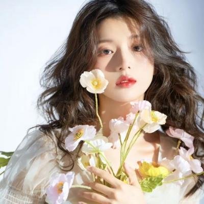 野蛮的囧妃：时空黑洞